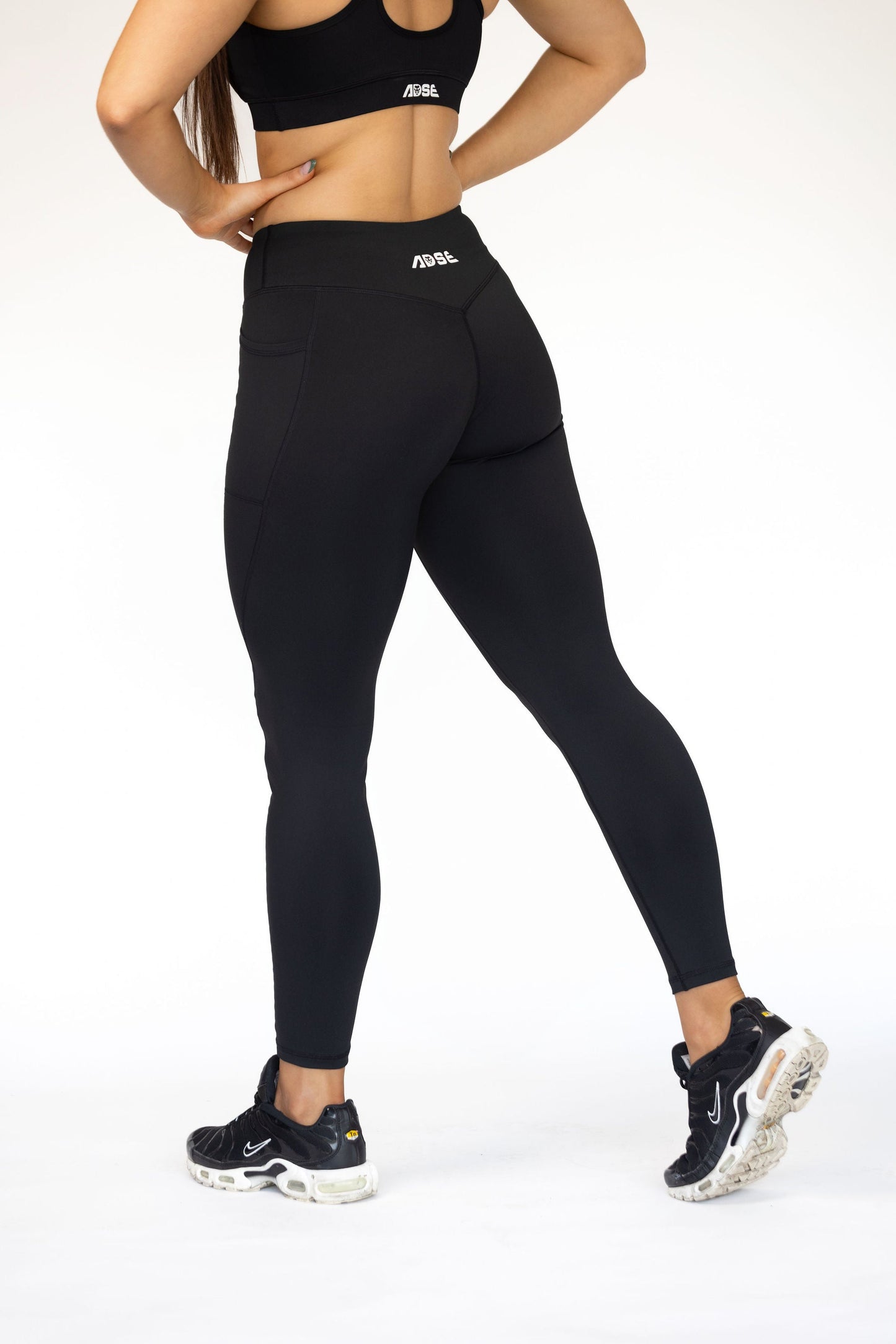 Caroline Phone Pocket Leggings - ADSE Apparel