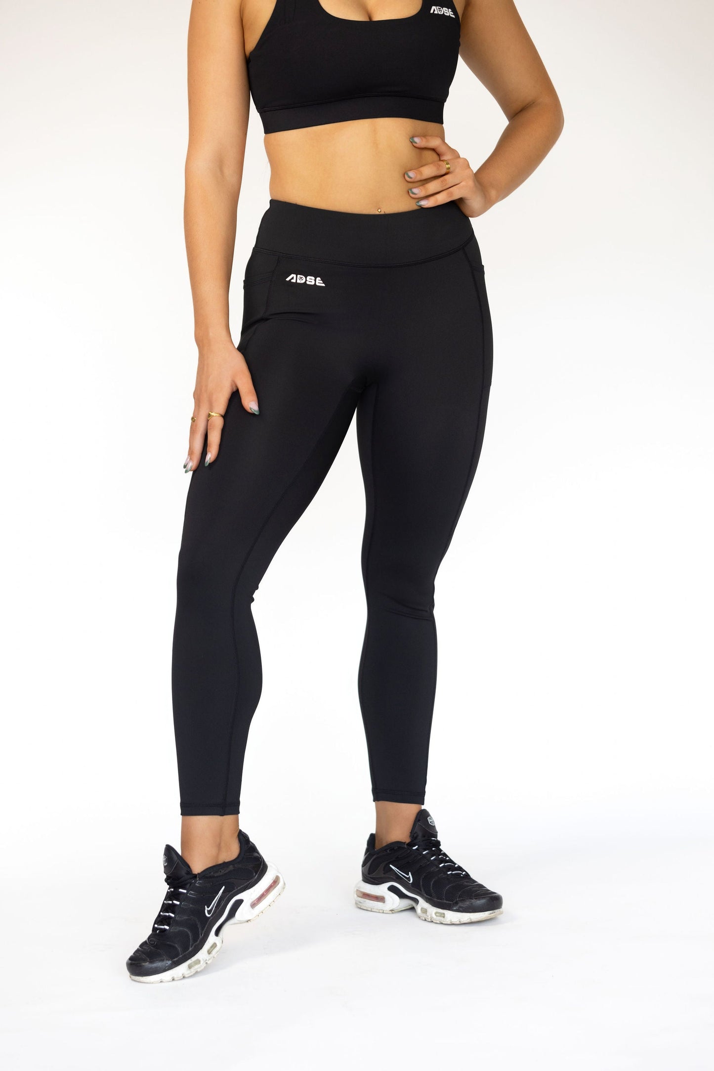 Caroline Phone Pocket Leggings - ADSE Apparel